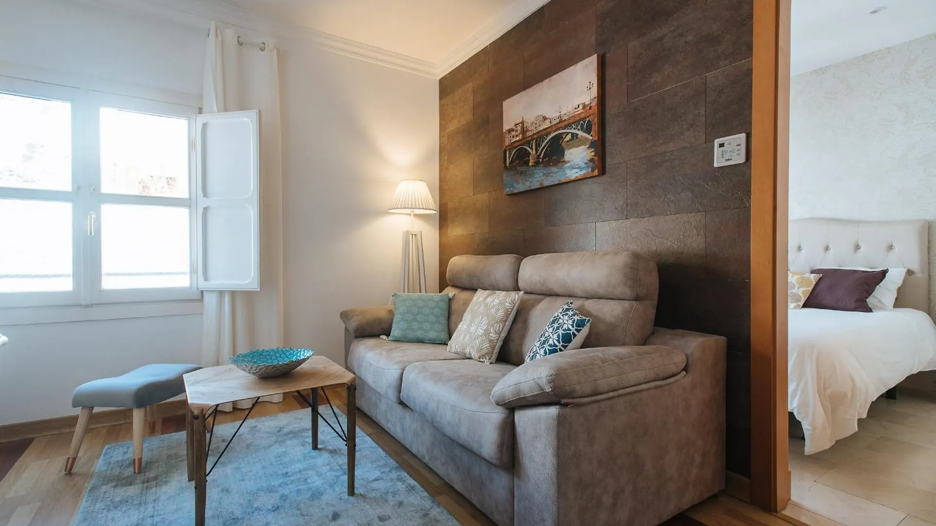 Apartment Ferienwohnung Hostly Orfila 3A-3B Exclusive Penthouse-Center-Fibre-Parking Optional Sevilla Spanien